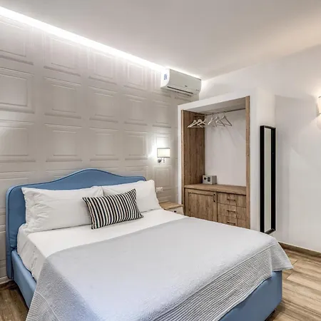 E Caffe Deluxe 나폴리