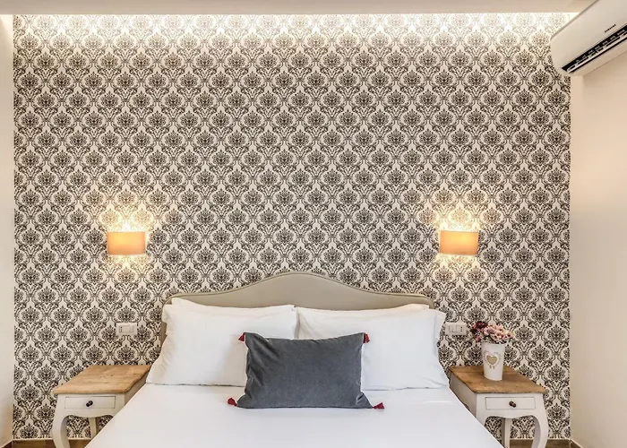 Bed & Breakfast E Caffe Deluxe 4*