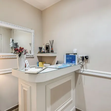 Bed and breakfast E Caffé Deluxe 4*